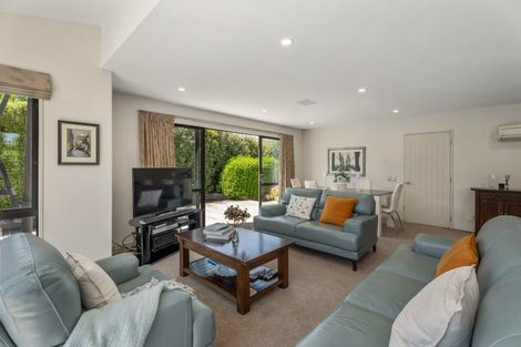 Photo of property in 10 Premier Place, Arrowtown, 9302