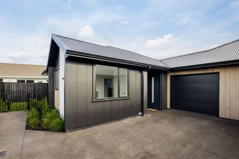 Photo of property in 2/4 Duncan Road, Saint Andrews, Hamilton, 3200