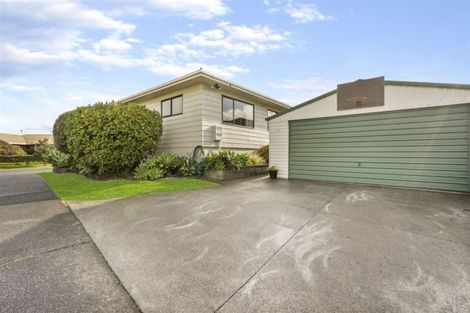 Photo of property in 23 Blue Heron Rise, Stanmore Bay, Whangaparaoa, 0932