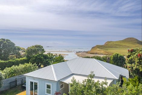 Photo of property in 1225 Kairakau Road, Kairakau, Elsthorpe, 4295