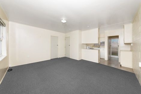 Photo of property in 14 Lavas Place, Mount Wellington, Auckland, 1060