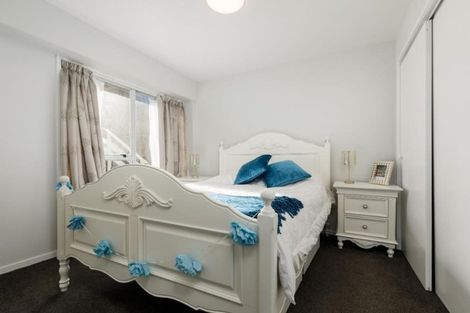 Photo of property in 7/32 Akaroa Drive, Maupuia, Wellington, 6022