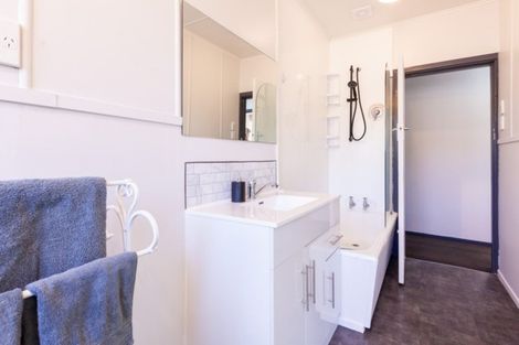 Photo of property in 3 Upjohn Street, Brooklands, New Plymouth, 4310