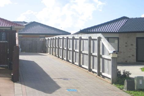 Photo of property in 12 Shankill Place, East Tamaki, Auckland, 2013