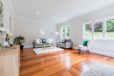 Photo of property in 33 Sunnyvale Road, Swanson, Auckland, 0614