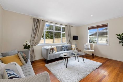 Photo of property in 42 Philomel Crescent, Bayswater, Auckland, 0622