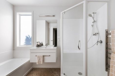 Photo of property in 5 Pimelea Street, Papamoa Beach, Papamoa, 3118