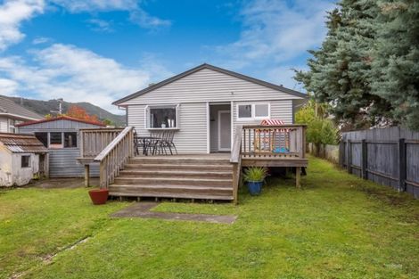 Photo of property in 58 Fraser Crescent, Elderslea, Upper Hutt, 5018