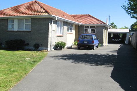 Photo of property in 136 Northcote Road, Northcote, Christchurch, 8052