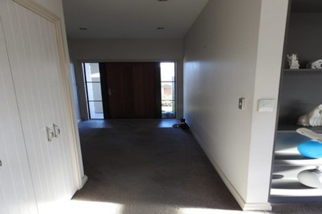 Photo of property in 10 Walnut Grove, Alexandra, 9320