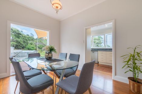 Photo of property in 33 Sunnyvale Road, Swanson, Auckland, 0614
