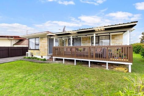 Photo of property in 15 Cape Road, Mangere, Auckland, 2022