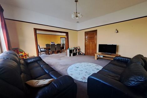 Photo of property in 2 Heretaunga Street, Petone, Lower Hutt, 5012