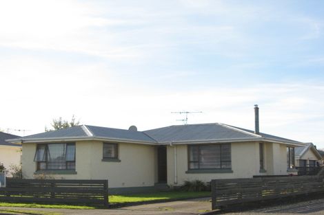 Photo of property in 12 Stuart Street, Mataura, 9712