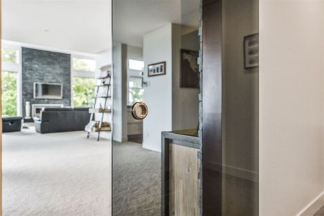 Photo of property in 133 Lake Crescent, Hamilton Lake, Hamilton, 3204