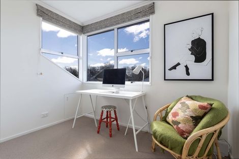 Photo of property in 76 Nortons Road, Avonhead, Christchurch, 8042