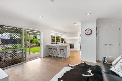 Photo of property in 48 Kilimanjaro Drive, Northpark, Auckland, 2013