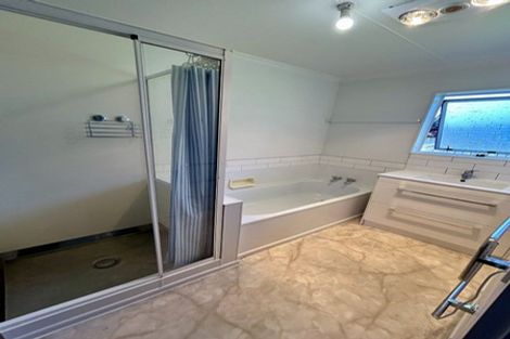 Photo of property in 68 Highbury Drive, Levin, 5510