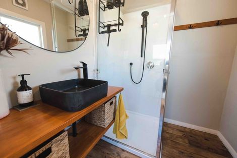 Photo of property in 46 Frankley Road, Westown, New Plymouth, 4310