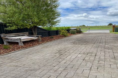 Photo of property in 44 College Road, Edgecumbe, 3120