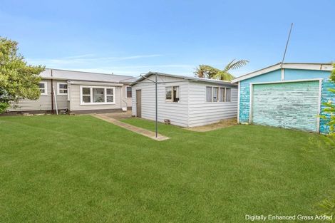 Photo of property in 14 Ferguson Street, Levin, 5510