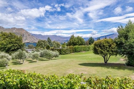 Photo of property in 5 Ridgecrest, Wanaka, 9305