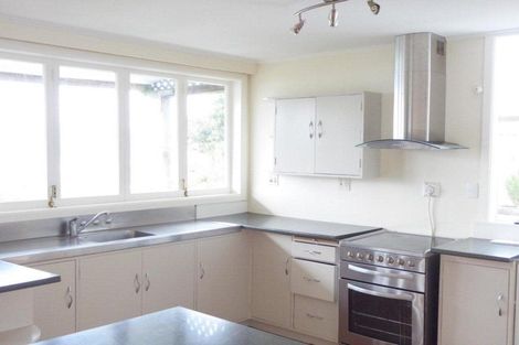 Photo of property in 92 Seatoun Heights Road, Seatoun, Wellington, 6022