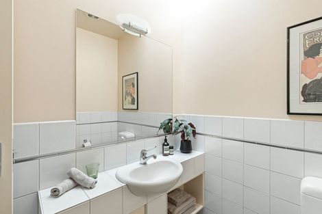 Photo of property in 621 Marine Drive, Days Bay, Lower Hutt, 5013