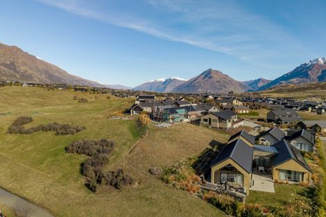 Photo of property in 48 Cunninghams Drive, Jacks Point, Queenstown, 9371