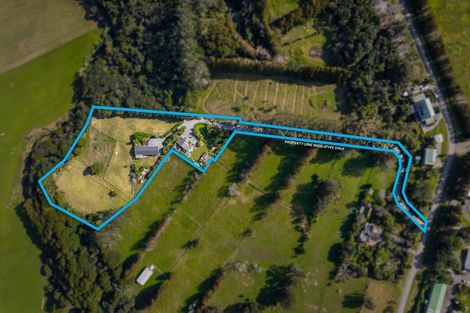 Photo of property in 93 Hamilton Road, Waimauku, 0881