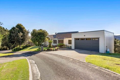 Photo of property in 27 Herbert Drive, Whangamata, 3620