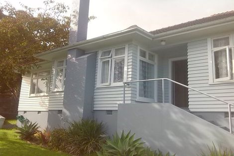 Photo of property in 195 Tukapa Street, Westown, New Plymouth, 4310