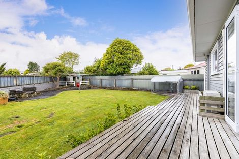 Photo of property in 327 Frankley Road, Ferndale, New Plymouth, 4310