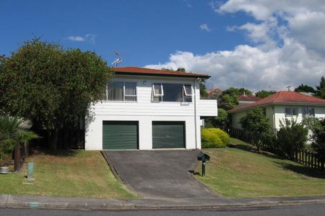 Photo of property in 32 Holt Avenue, Torbay, Auckland, 0630