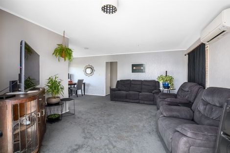 Photo of property in 6 Tobago Crescent, Grenada North, Wellington, 5028