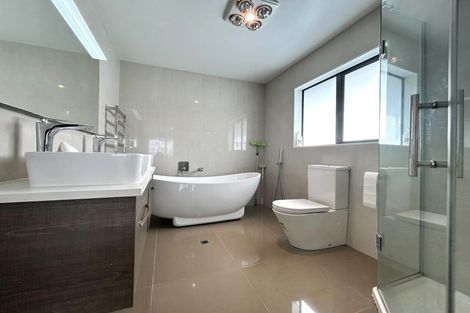 Photo of property in 10 Irongate Avenue, Ranui, Auckland, 0612