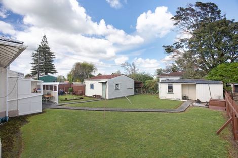 Photo of property in 15 Cuba Street, Marton, 4710