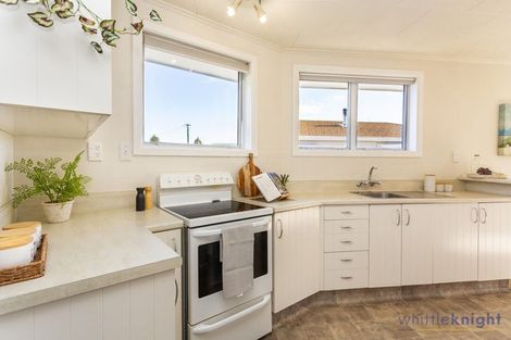 Photo of property in 1 Fulham Street, Islington, Christchurch, 8042