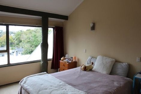 Photo of property in 2/31 King Richard Place, Browns Bay, Auckland, 0630