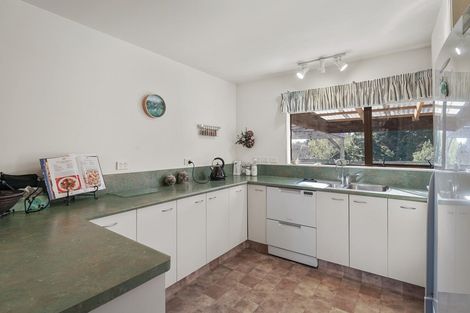 Photo of property in 20 Frimley Terrace, Waikanae Beach, Waikanae, 5036