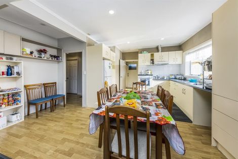 Photo of property in 1/90 Jellicoe Road, Manurewa, Auckland, 2102