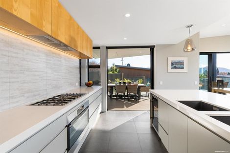 Photo of property in 10 Turnbull Crescent, Wanaka, 9305