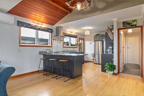 Photo of property in 22 Humphries Street, Greytown, 5712