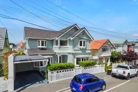 Photo of property in 16 Burnell Avenue, Thorndon, Wellington, 6011