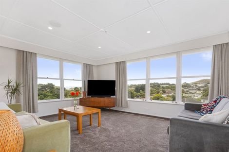 Photo of property in 42 Downes Street, Titahi Bay, Porirua, 5022