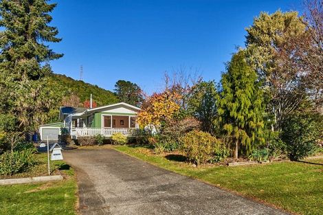 Photo of property in 7 Black Beech Street, Birchville, Upper Hutt, 5018