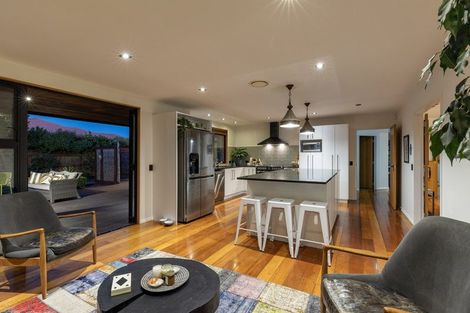 Photo of property in 150 Milne Drive, Paraparaumu, 5032