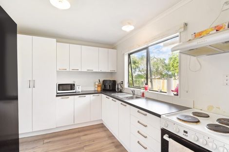 Photo of property in 11 Koutu Road, Koutu, Rotorua, 3010