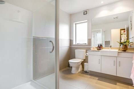 Photo of property in 8 Allium Avenue, Karaka, Papakura, 2113