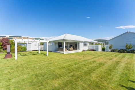 Photo of property in 8 Pukatea Lane, Kinloch, Taupo, 3377
